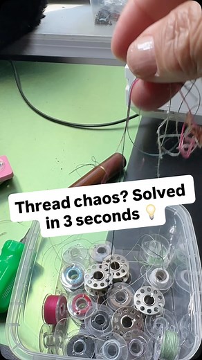 🎨✨ Upcycling tip for thread chaos: Did you know toe separators for manicures can also organize your thread spools? 🧵💅 No more tangles — everything stays neat and tidy! #UpcyclingHack #CreativeTip #ViviCohenUpcycling #SewingTrick #CreativeOrganization #SustainableAndPretty #PatchworkTips | Vivi Cohen