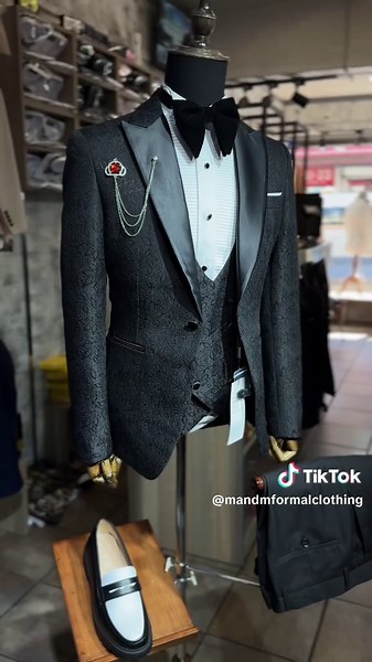 Upgrade Your Style with M&M Formal Clothing