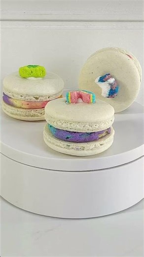 St Patrick’s Day Macarons ☘️