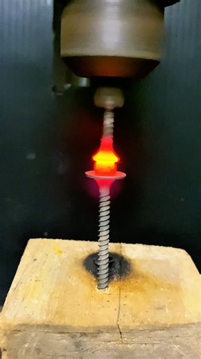 🧲 Extreme Friction Test – Bolt vs Bolt vs Iron Ball Under Full Speed!