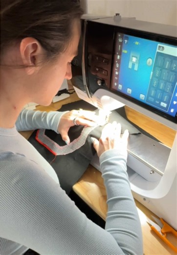 Speed Sewing ASMR ✨ #sewingtiktok #sewing #pyper_22