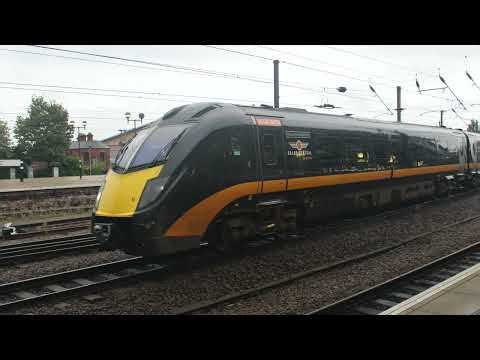 Train Photos. (Slideshow)