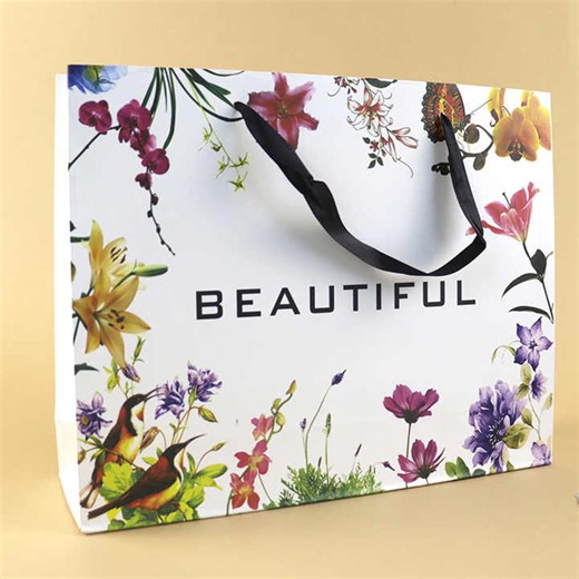 Custom Logo Printed Luxury High End Paper Gift Bags White Paper Jewelry Clothing Packaging Gift Shopping Bag With Handle