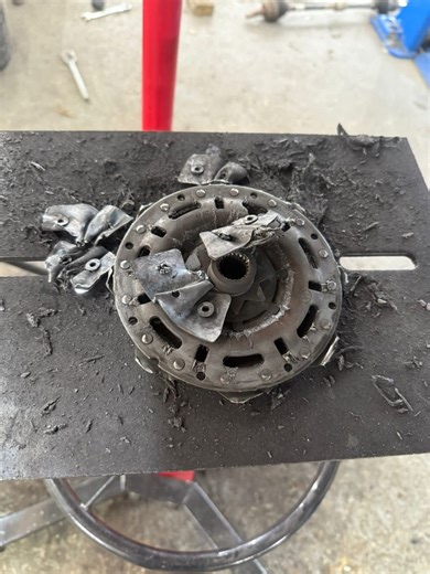 2.3M views · 41K reactions | Recovering a Corsa with the clutch completely gone  Tyre blown too… and mid-rescue my dream Dodge Ram passed by roaring like a lion 女 Hope the Corsa owner doesn’t faint when they see that clutch disk! #Corsa #ClutchGone #TowLife #CarRecovery #BreakdownRescue #DodgeRam #Roar | ASTI Recovery | Facebook