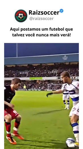 Raiz Soccer on Instagram: "Adel Taarabt é um daqueles jogadores que marcaram o futebol pela habilidade absurda e o talento natural, mas também pela carreira cheia de altos e baixos — o típico caso de um craque que encantava com a bola nos pés, mas que nunca atingiu todo o potencial que parecia ter. ⚽🔥 🇲🇦 Origem e início Nome completo: Adel Taarabt Nascimento: 24 de maio de 1989 Local: Fez, Marrocos 🇲🇦 Nacionalidade: marroquina (naturalizado francês na juventude) Posição: Meia-atacante / pon