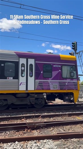 11:58am Southern Cross Vline Service