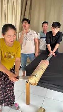 Trò chơi vui nhộn chặt cây chuối 1 phát