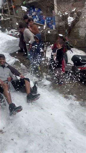 || Sadi Rail Gadi AAYI ||