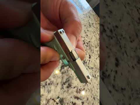 Is this a PISTOL or KEYCHAIN?!