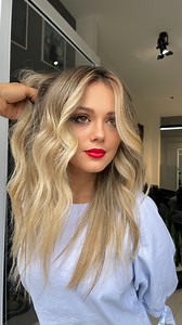 Cotiza tus servicios de color directamente al 87855417, encuéntranos en San José, Barrio Escalante, Plaza 5TA AVE local #3. Maquillaje: @aaron_palacios05 | Ronnie Alfaro | Facebook