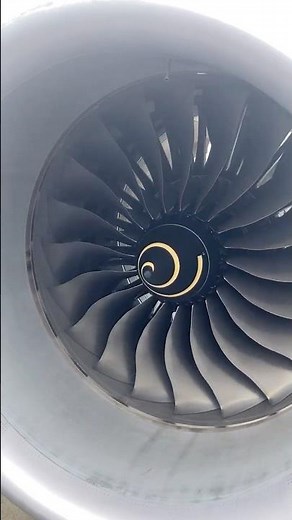 Rolls-Royce Trent 1000 Engine - Boeing 787-9 Dreamliner #shorts