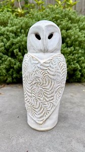 Little Barn Owl design using my wonderful fern roller. I wanted a minimal look with texture so the clay could shine through. #barnowl #barnowlsculpture #owlsofinstagram #owlsculpture #inspiredbynature #potteryart #claydesign #animaldesign #birdsculpture #birdart #birdsofinstagram #birdofprey #ceramicdesign #potterydesign #originalart #ceramicstudio #ceramicart #clayartwork #clayart #claycraft | Debbie Sanderson Art
