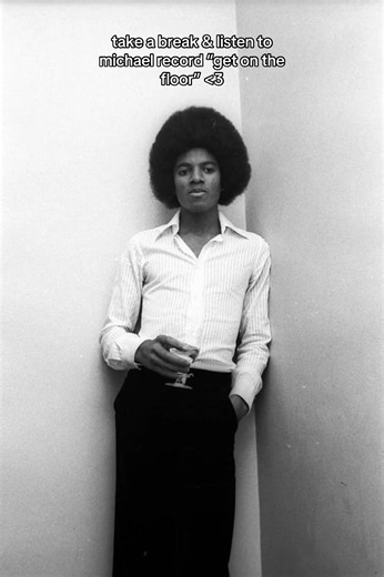 the dancing feet!! #michaeljackson #kingofpop #fyp #offthewallera #MJ | Michael Jackson