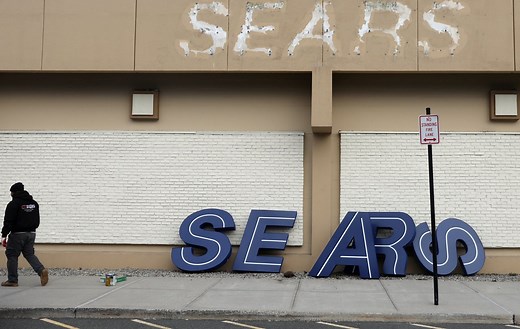 Sears Shoppers, Workers Lament Its Demise