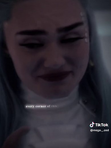 Lets not forget how she was gone for a year bc at the beginning of the movie he was playing football which was also when she left but when she got back he was graduating and Zed was still not over her leaving 😁👆 || #milomanheimedit#milomanheim#zednecrodo polis#zednecrodopolisedit#addisonwells#addi sonwellsedit#zeddison#disneysombies#*dcoms #disneymovie#disneyedit#romcom#sad#sadzombiesedit