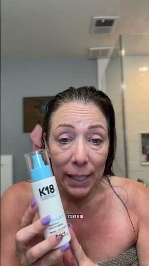 K18 AstroLift is a volumizing spray that lifts hair at the root while repairing damage from the