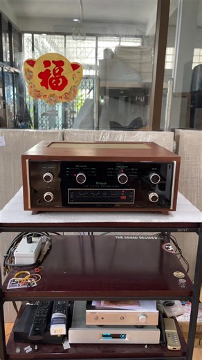 Mcintosh C29 ปรีแอมป์ ตัว TOP ในยุค 70ปลายๆ จนถึง ปี80กลางๆ ออกแบบและดูแลการผลิตโดย Gordon J. Gaw ไฟ 220Volts สภาพสวย กำลังทดสอบเสียงเต็มระบบ พึ่งเข้าใหม่สดๆร้อนๆ #mcintosh #C29 #sinewavemusicshop | Sinewave Music Shop