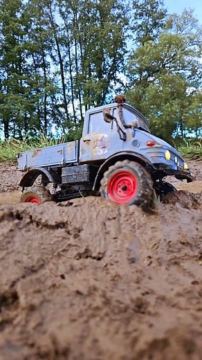 356K views · 7.2K reactions | https://youtu.be/5Teetvg3ClQ?si=rta6P7I6QT0q2k7T Mercedes Unimog 421 Off-Road 4x4 | rcaktioncarsjs | Facebook