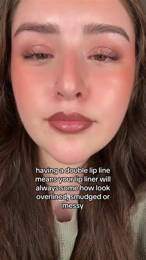 How to Avoid Messy Lip Liner: The Double Lip Line Solution