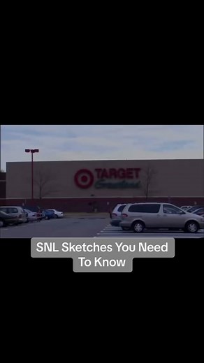 Target Lady: Meets Her First Lesbian. #snl #10s #kristenwiig #aidybryant #bobbymoynihan #vanessabayer #kenanthompson
