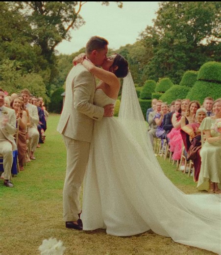 Sealed with a handshake 🤪 Enjoy 🍿 #documentaryweddingfilm #weddingplanner #documentarywedding #weddingfilm