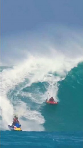 THE SIMPLE THINGS IN LIFE! (BIG WAVE RAFTING)