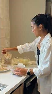 This recipe for breaded chicken with oats is easy, practical, and healthy! It's absolutely delici...