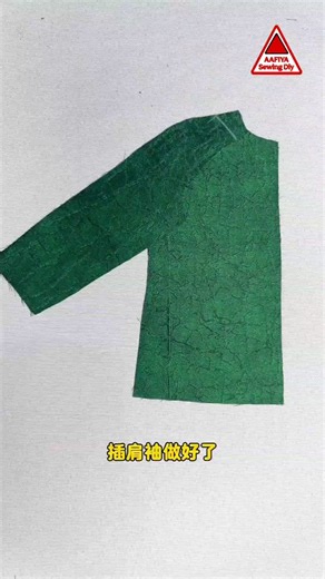 Create raglan sleeves with just a pair of scissors—simple and easy to learn.