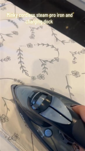 Minky cordless iron stream pro and charging dock