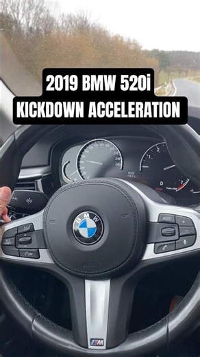 2019 BMW 520i Touring KICKDOWN ACCELERATION #catchingcars #kickdown #acceler8 #bmw520i #shortvideo