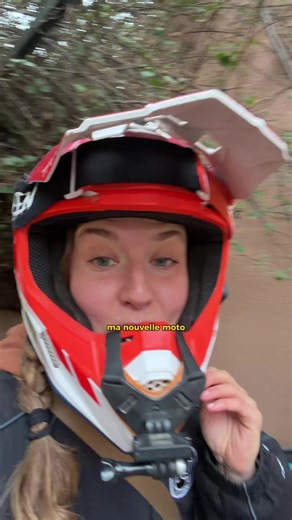 Ma nouvelle moto ❤️‍🔥 J-7 avant l’ @africaecorace avec @amvassurance Ma moto : La Kove 800X Rallye de @kovemoto_fr Prêtée par la concession Attitude 2 roues à La Garenne-Colombes 🙏