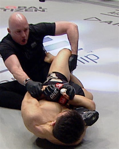 Sent him into autopilot 😵‍💫 Chaos erupted at the conclusion of the featherweight MMA scrap between Shinechagtga Zoltsetseg and Ma Jia Wen! | ONE Championship