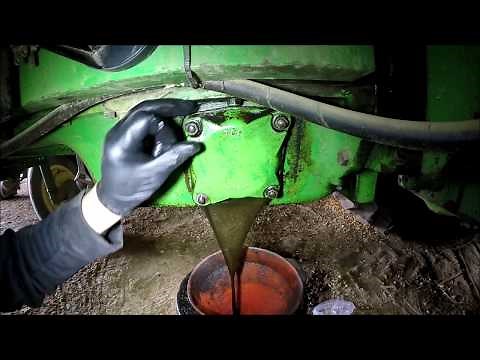 Dropping Oil and Changing Filters. John Deere 7600 and 4020