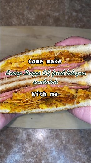 Snoop Dogg's Original Fried Bologna Sandwich Recipe