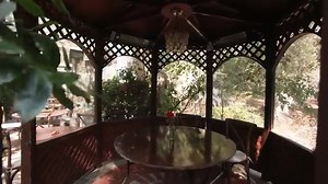 VLA’s report from Inn of the Seventh Ray! Tucked away in the lush canyon of Topanga, the Inn of the Seventh Ray feels like a fairytale brought to life: twinkling lights, creekside tables and a menu rooted in California’s seasons. It’s peaceful, bohemian & romantic. 💫✨🕯️ The Inn of the Seventh Ray was co-founded by Ralph and Lucille Yaney, who started the restaurant in the early 1970s. They established the Inn as an extension of their own lifestyle and desire to offer chemically-free cooking to