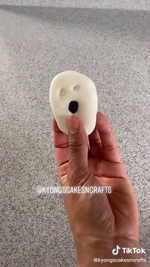 Cakes & Crafts on TikTok