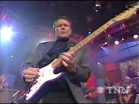 Glen Campbell Sings "Try a Little Kindness" w/guitar solo