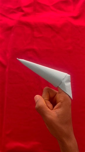Crafting meets combat — who made the strongest claws?