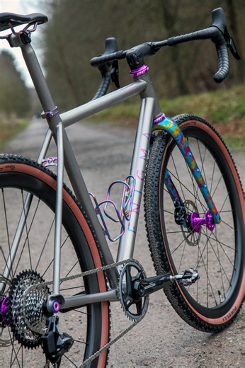 🚨 END OF SEASON SALE 🚨 Our end-of-season clearance sale is now LIVE! Save on a selection of titanium and steel bikes and frames, including ex-demo, ex-display, and end-of-line models. Each one is built by hand with the same craftsmanship, care, and attention to detail that define every Enigma bike 🚲 Limited stock available! Shop the clearance sale ➡️ https://www.enigmabikes.com/collections/clearance-sale #clearance #clearancesale #bikesale #titaniumbike #steelbike #roadbike #gravelbike #cycli