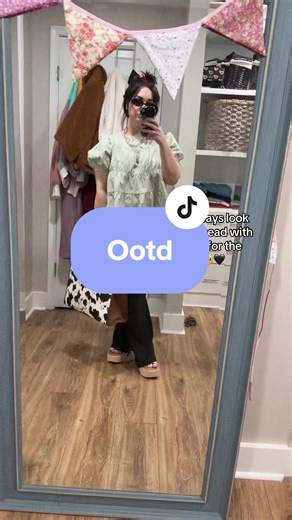 100% the cutest top everrr #ootd #top #accessories #springfashion