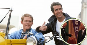 Henry Winkler And Ron Howard Have Most Epic ‘Happy Days’ Reunion At Emmy Awards