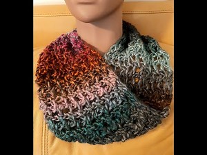 Rose Bud Mobius Cowl Loom Knit Easy For Beginners and no purls