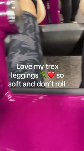 Buttery-soft, squat-proof, and actually flattering 😮‍💨 These are the leggings I keep reaching for—gym, errands, couch… all of it. If you’re between sizes, size up for that smooth fit. Grab them before they sell out. Price and shipping subject to change. #NewYearNewYou #ValentinesDay #Leggings #WorkoutStyle #TikTokShopFinds