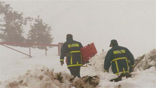Αγωνία στον χιονισμένο Ταΰγετο για τους οκτώ ορειβάτες - Τέσσερις οι τραυματίες | Athens Magazine