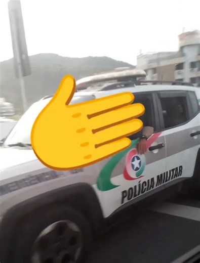 camioneta jeep renegade de la policia militar de Brasil/ jipe renegado da polícia militar brasileira