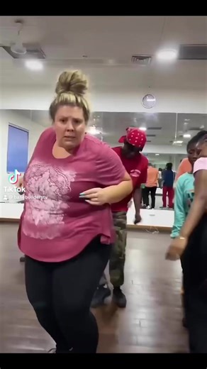 7.6K views · 164 reactions | This should be life everyday‼️ The energy was  #kelvynboy #downflatdancechallenge #downflatchallenge #basebuilderstv #gbenisrael | Base Builders TV | Facebook