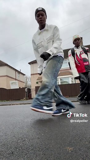 Dynamic Street Dance Routine with the Mandem