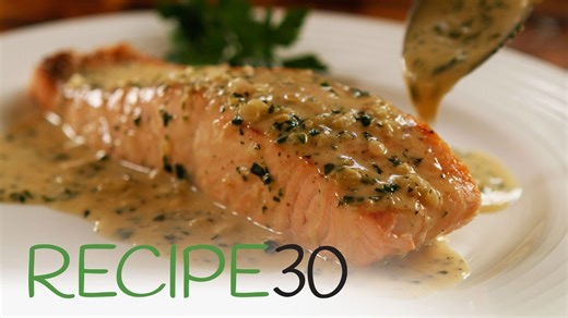 Perfectly seared salmon with lemon sauce