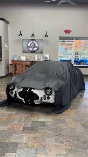 Jonathan Motorcars on Instagram: "Smokin‼️1965 @backdraft_racing Cobra 🐍 Chalk Grey / Black Stripes / GTR Body / @prestige_moto 427 HI - RAM 575HP 💨 Available Now! #JMCCobra #shelby #v8 JMC is your Official Backdraft Racing Dealer! ☎️609-871-2700 💻JMCCobra.com"