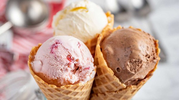 New ice cream shop holds grand opening celebration